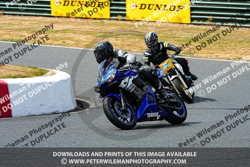 enduro digital images;event digital images;eventdigitalimages;mallory park;mallory park photographs;mallory park trackday;mallory park trackday photographs;no limits trackdays;peter wileman photography;racing digital images;trackday digital images;trackday photos